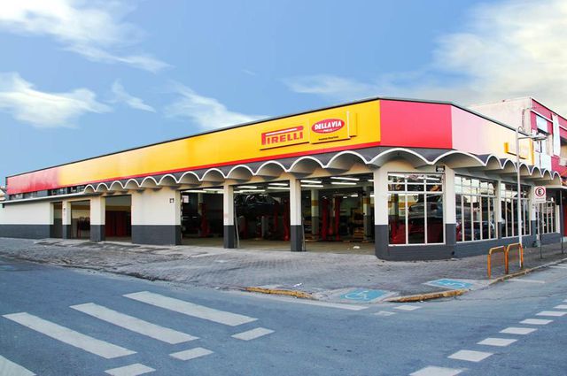 Foto de Della Via Pneus - Paranaguá / PR